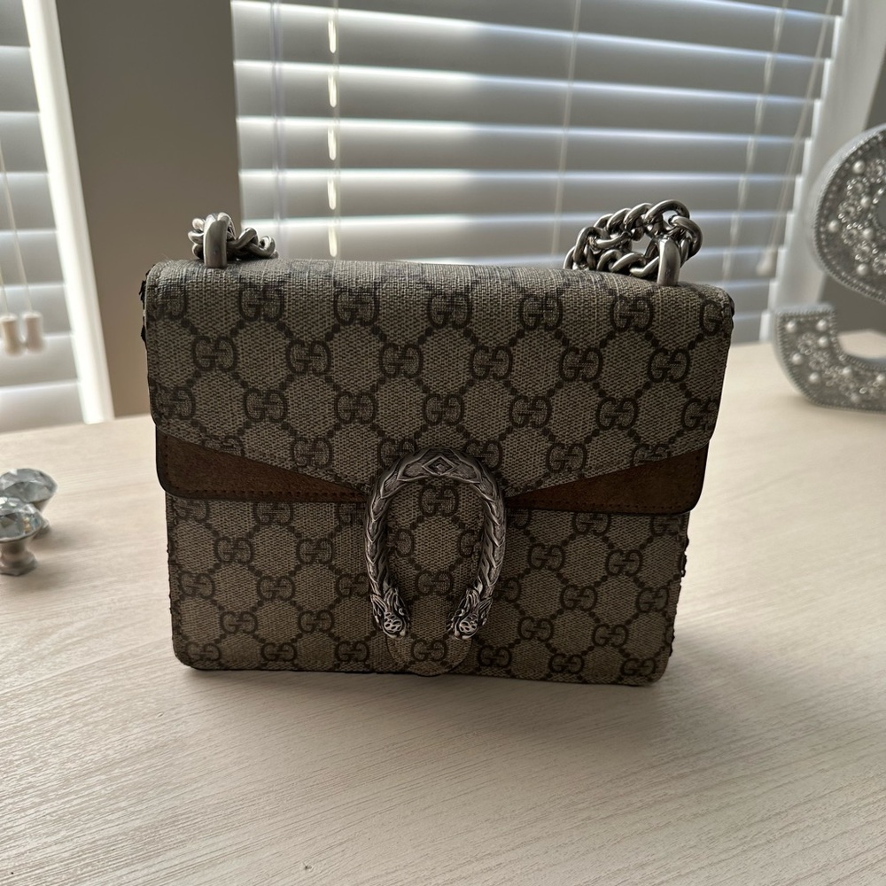 GUCCI Dionysus GG Supreme Mini Bag (NO BOX OR DUST BAG)